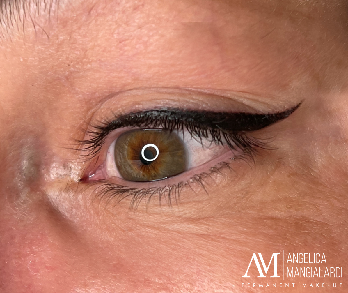 Occhi Eyeliner Grafico Occhi Eyeliner Grafico